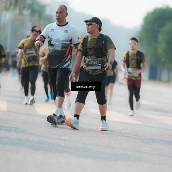 Runner Photo 6415974