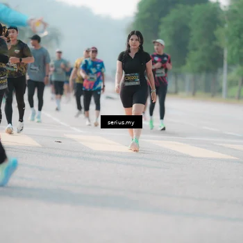 Runner Photo 6416004