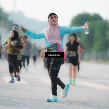 Runner Photo 6416006