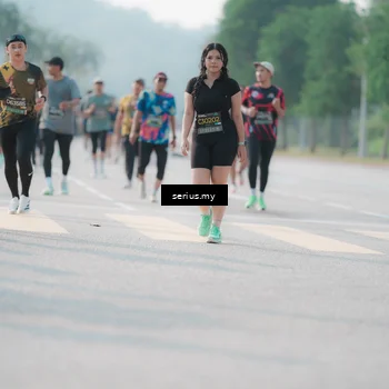 Runner Photo 6416015