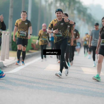 Runner Photo 6416029