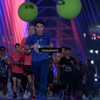 Runner Photo 6416090