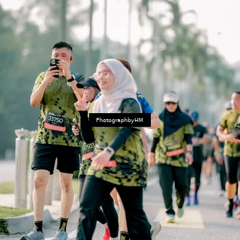 Runner Photo 6416228