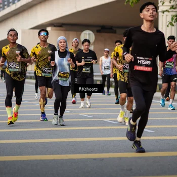 Runner Photo 6416245