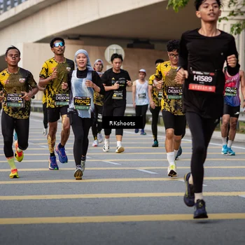 Runner Photo 6416249