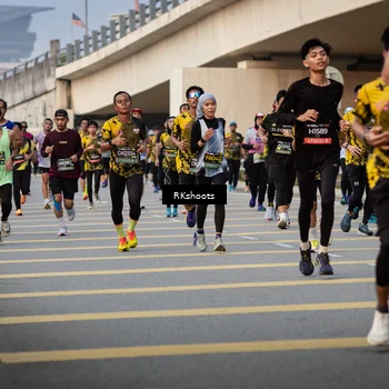 Runner Photo 6416250