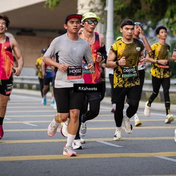 Runner Photo 6416255