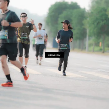 Runner Photo 6416298