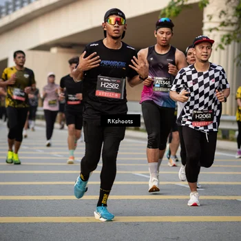 Runner Photo 6416324
