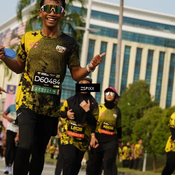 Runner Photo 6416332