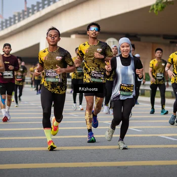 Runner Photo 6416335