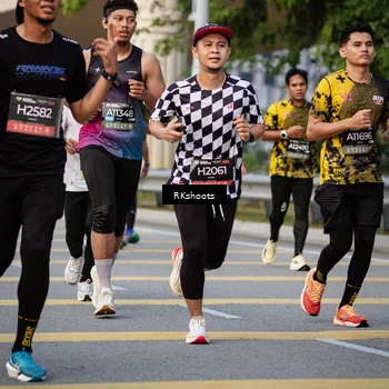 Runner Photo 6416344