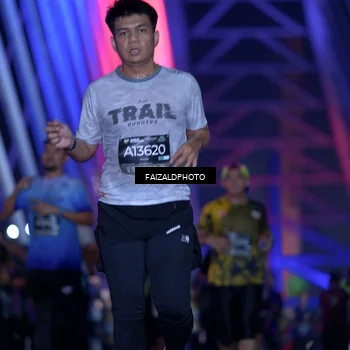 Runner Photo 6416345