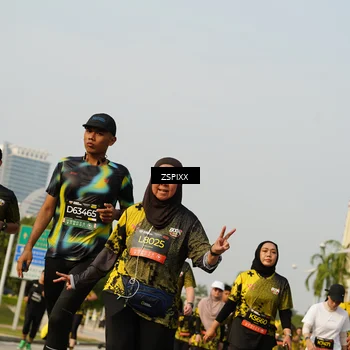 Runner Photo 6416349