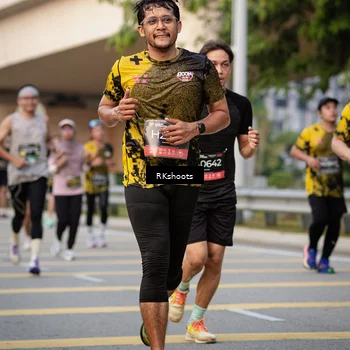 Runner Photo 6416375