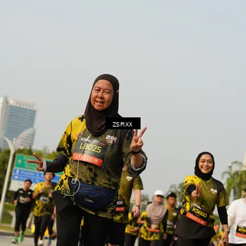 Runner Photo 6416394