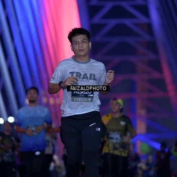 Runner Photo 6416401