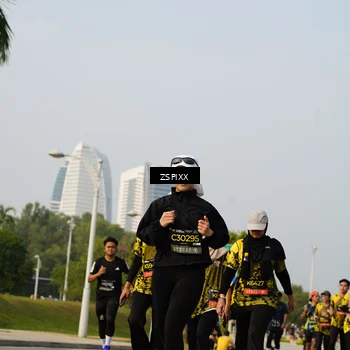 Runner Photo 6416437