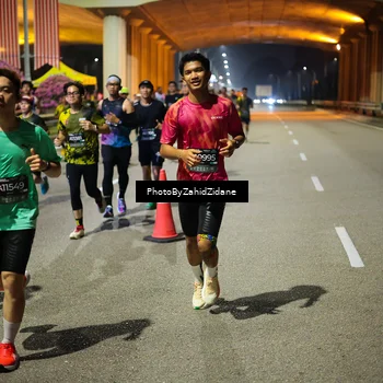 Runner Photo 6416438