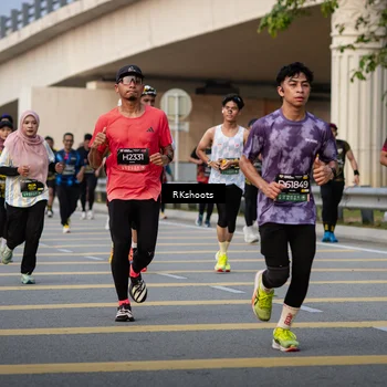 Runner Photo 6416468