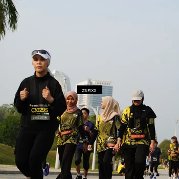 Runner Photo 6416497
