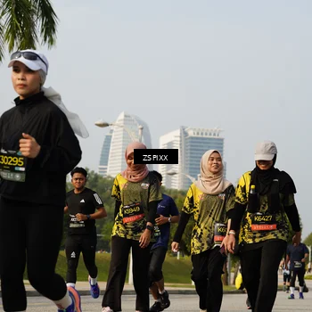 Runner Photo 6416498