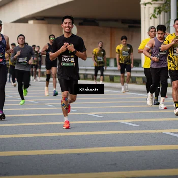 Runner Photo 6416542