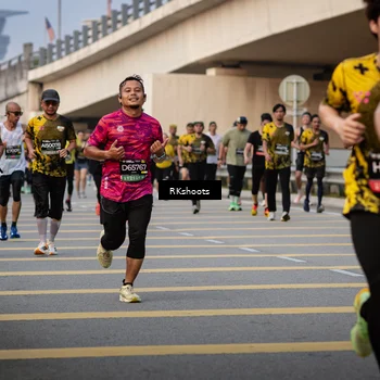 Runner Photo 6416592