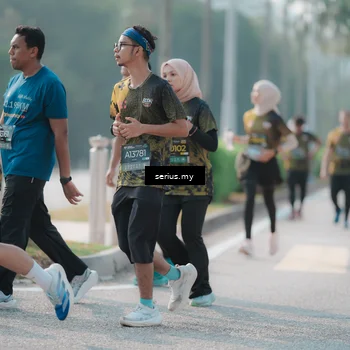 Runner Photo 6416667