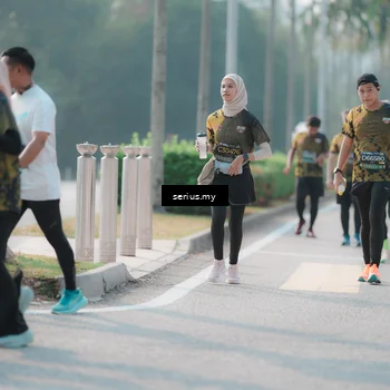 Runner Photo 6416676