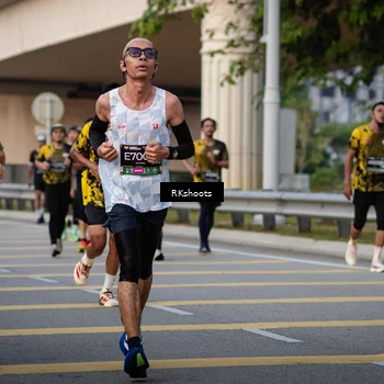 Runner Photo 6416677