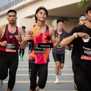 Runner Photo 6416679