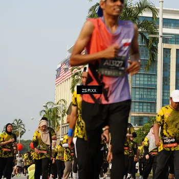 Runner Photo 6416681