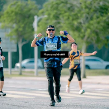 Runner Photo 6416688