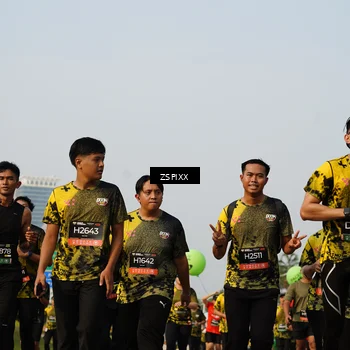 Runner Photo 6416714