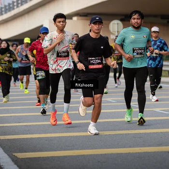 Runner Photo 6416717