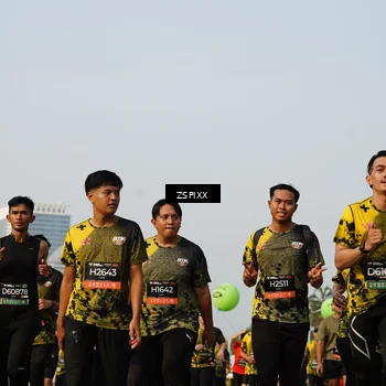 Runner Photo 6416723