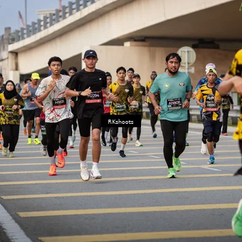 Runner Photo 6416726