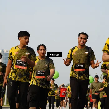 Runner Photo 6416750