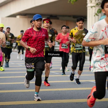 Runner Photo 6416762