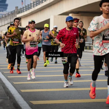 Runner Photo 6416874