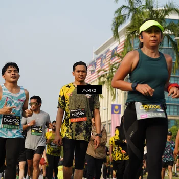 Runner Photo 6416878