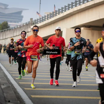 Runner Photo 6416879