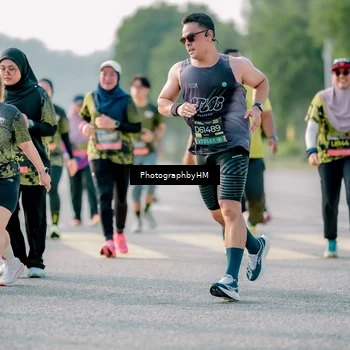Runner Photo 6416887