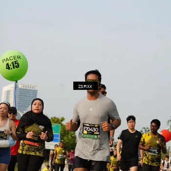 Runner Photo 6416914