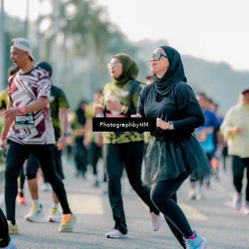 Runner Photo 6416946