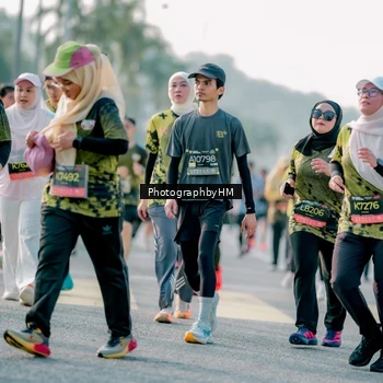 Runner Photo 6417046