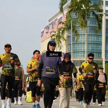 Runner Photo 6417073