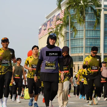 Runner Photo 6417101
