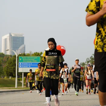 Runner Photo 6417140